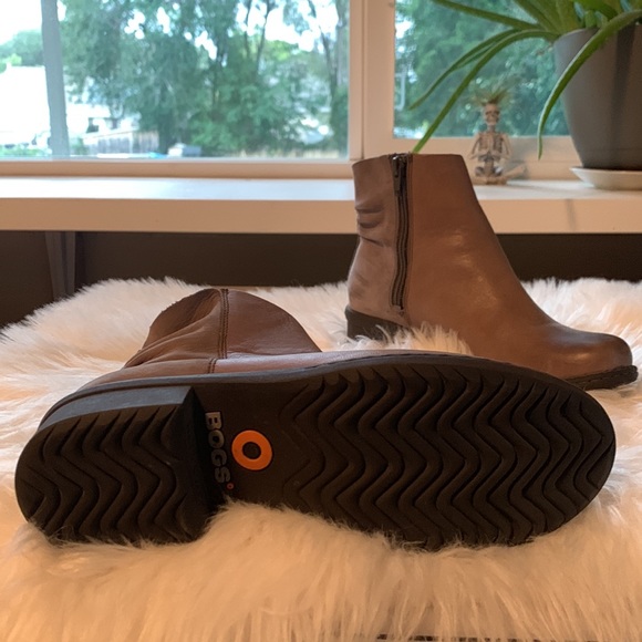 Bogs Carly Low Leather Boot - Picture 4 of 6